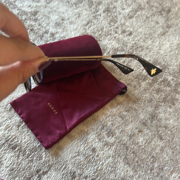 Gucci Sunglasses - Picture 3 of 7